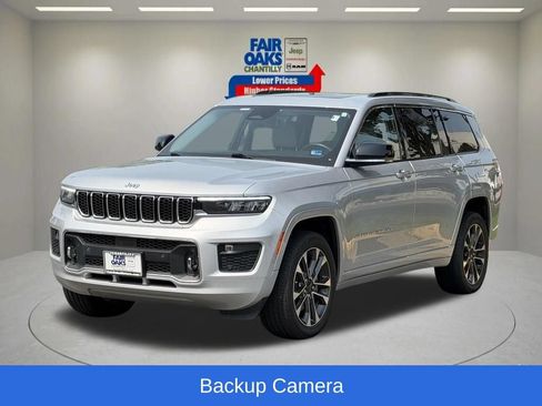 Used 2021 Jeep Grand Cherokee L Overland w/ Luxury Tech Group IV AWD/4WD image 3