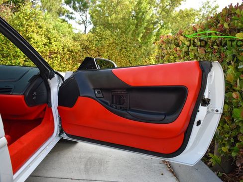 Used 1994 Chevrolet Corvette Convertible RWD image 28