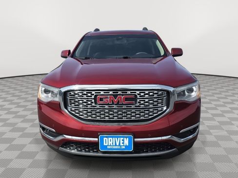 Used 2018 GMC Acadia Denali AWD/4WD image 2