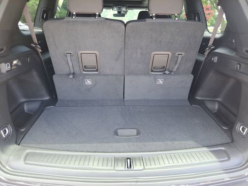 New 2025 Jeep Grand Cherokee L Laredo w/ Luxury Tech Group I image 17