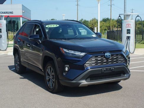 Used 2024 Toyota RAV4 Limited w/ Advanced Technology Package AWD/4WD image 2