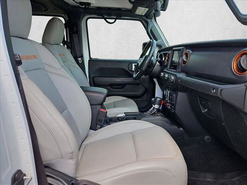 Used 2021 Jeep Gladiator Mojave AWD/4WD image 17