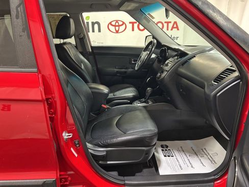 Used 2011 Kia Soul + w/ Hamstar Special Edition Pkg image 13