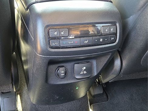 Used 2021 Hyundai Palisade Limited w/ Cargo Package image 15