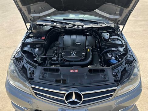 Used 2014 Mercedes-Benz C 250 Sedan image 29