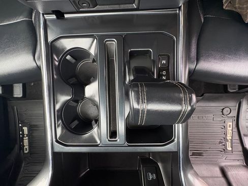 Certified 2022 Ford F150 XLT w/ Equipment Group 302A High image 13