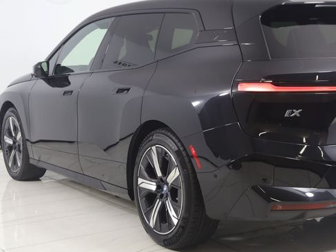 Used 2023 BMW iX xDrive50 w/ Premium Package AWD/4WD image 26
