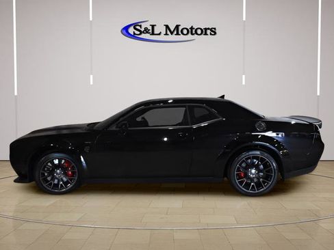 Used 2021 Dodge Challenger SRT Hellcat Redeye RWD image 8