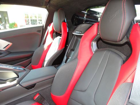 Used 2020 Chevrolet Corvette Stingray Premium Cpe w/ 3LT Preferred Equipment Group image 13