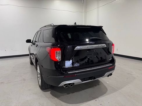 Used 2022 Ford Explorer Platinum w/ Equipment Group 601A image 8