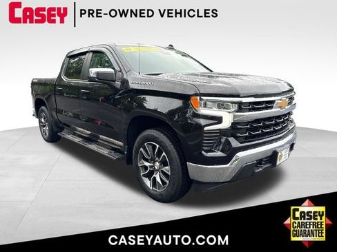 Used 2022 Chevrolet Silverado 1500 LT AWD/4WD image 1