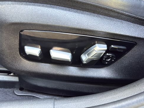 Used 2019 BMW M550i xDrive w/ Premium Package AWD/4WD image 12