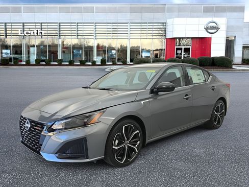 New 2025 Nissan Altima 2.5 SR w/ SR Premium Package image 1