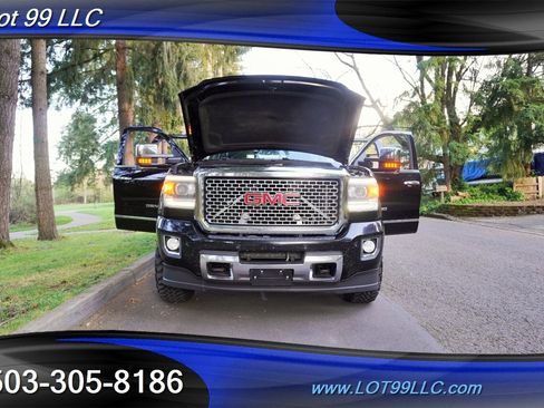Used 2016 GMC Sierra 3500 Denali w/ Duramax Plus Package image 31