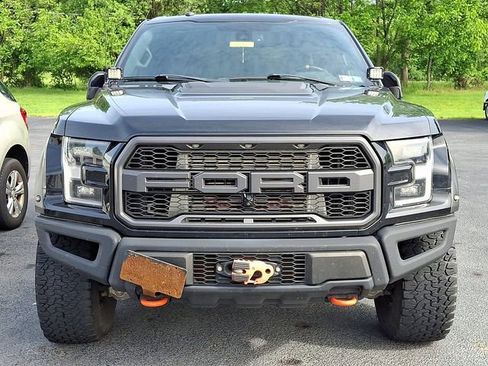 Used 2018 Ford F150 Raptor w/ Equipment Group 802A Luxury AWD/4WD image 2