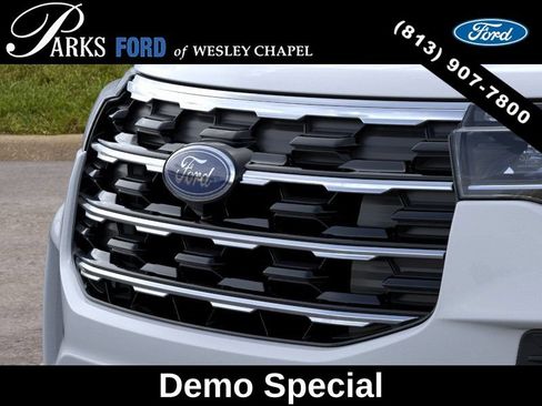 New 2026 Ford Explorer Active RWD image 17