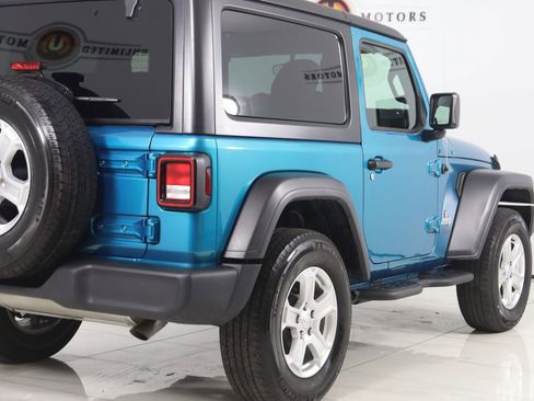 Used 2020 Jeep Wrangler Sport image 41