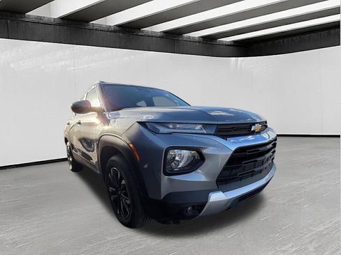 Certified 2023 Chevrolet TrailBlazer LT w/ Convenience Package AWD/4WD image 5