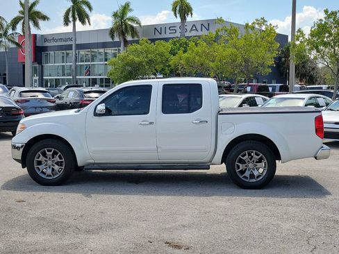 Used 2019 Nissan Frontier SL RWD image 9