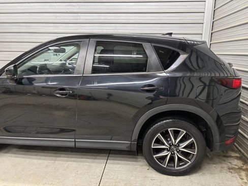 Used 2018 MAZDA CX-5 Touring w/ Preferred Equipment Package AWD/4WD image 5