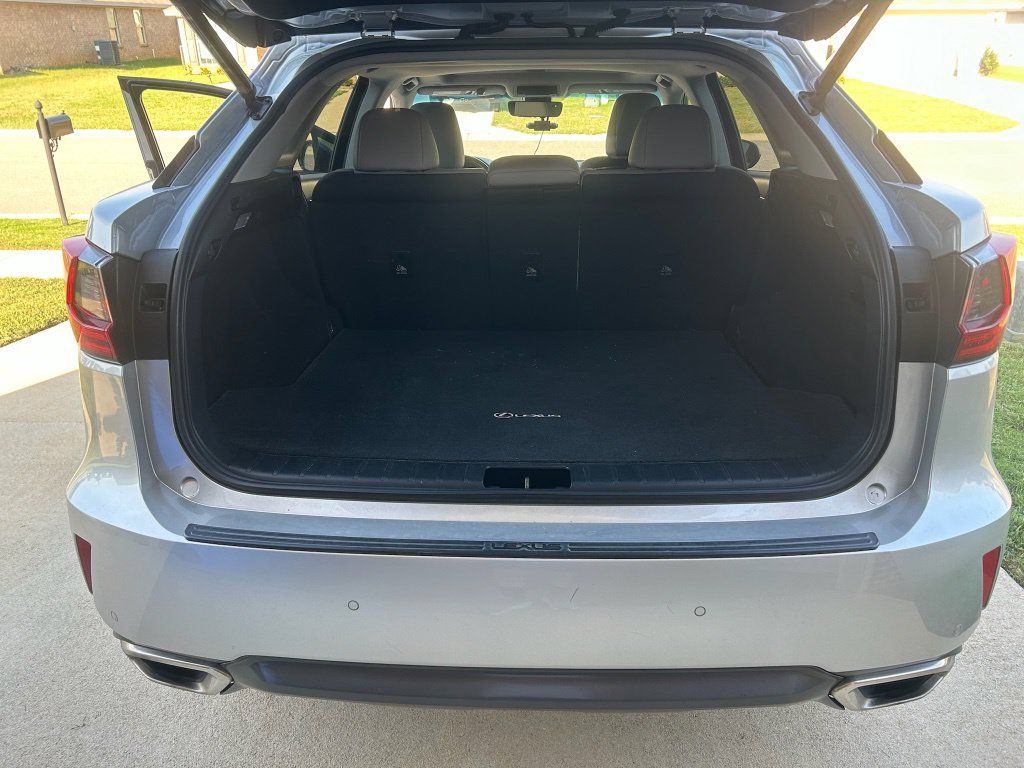 Used 2019 Lexus RX 350 FWD w/ Premium Package image 3