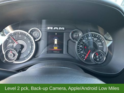 Used 2025 RAM 1500 Big Horn AWD/4WD image 32
