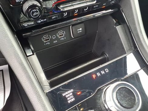 Certified 2023 Jeep Grand Cherokee Limited AWD/4WD image 21