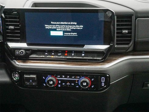 New 2026 Chevrolet Silverado 1500 LT image 17