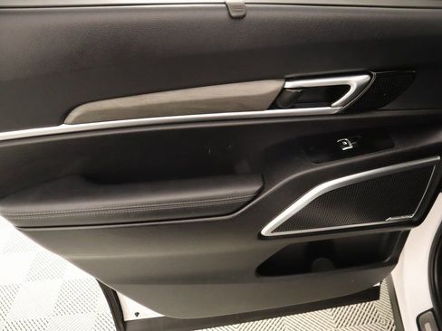 Used 2023 Kia Telluride SX X-Line image 19