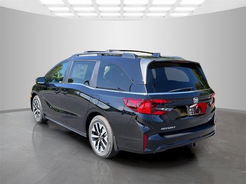 New 2026 Honda Odyssey EX-L image 4