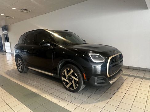 Used 2025 MINI Cooper Countryman S w/ Comfort Package Max AWD/4WD image 3