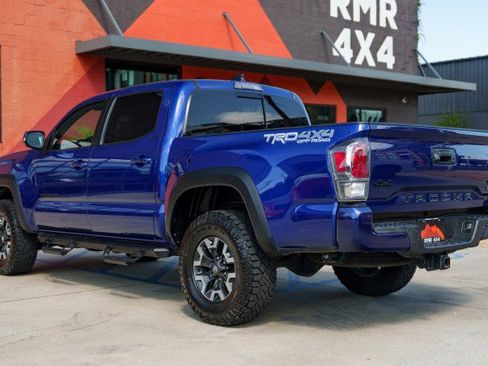 Used 2023 Toyota Tacoma TRD Off-Road w/ Advanced Technology Package AWD/4WD image 7