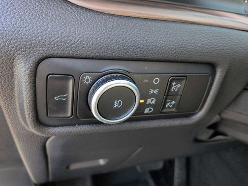 Used 2024 Ford Explorer Limited image 15