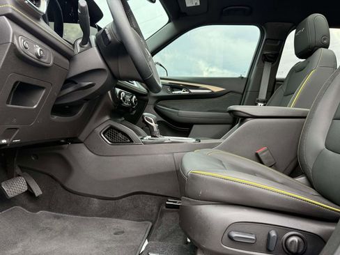 Used 2025 Chevrolet TrailBlazer ACTIV w/ Convenience Package image 23