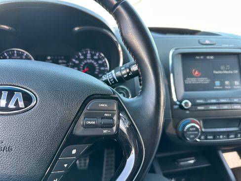 Used 2017 Kia Forte SX FWD image 20