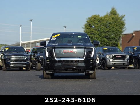 Used 2026 GMC Sierra EV Denali AWD/4WD image 2