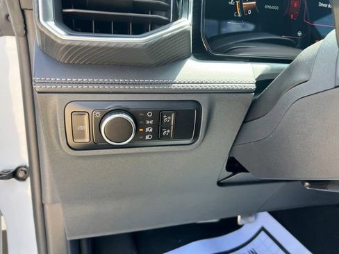 Used 2024 Ford Mustang GT Premium RWD image 30