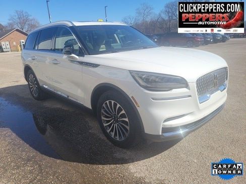 Used 2023 Lincoln Aviator AWD w/ Premium Package image 6