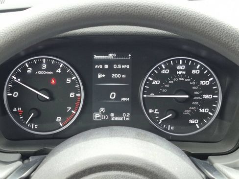 Used 2025 Subaru Crosstrek 2.5i Premium AWD/4WD image 17