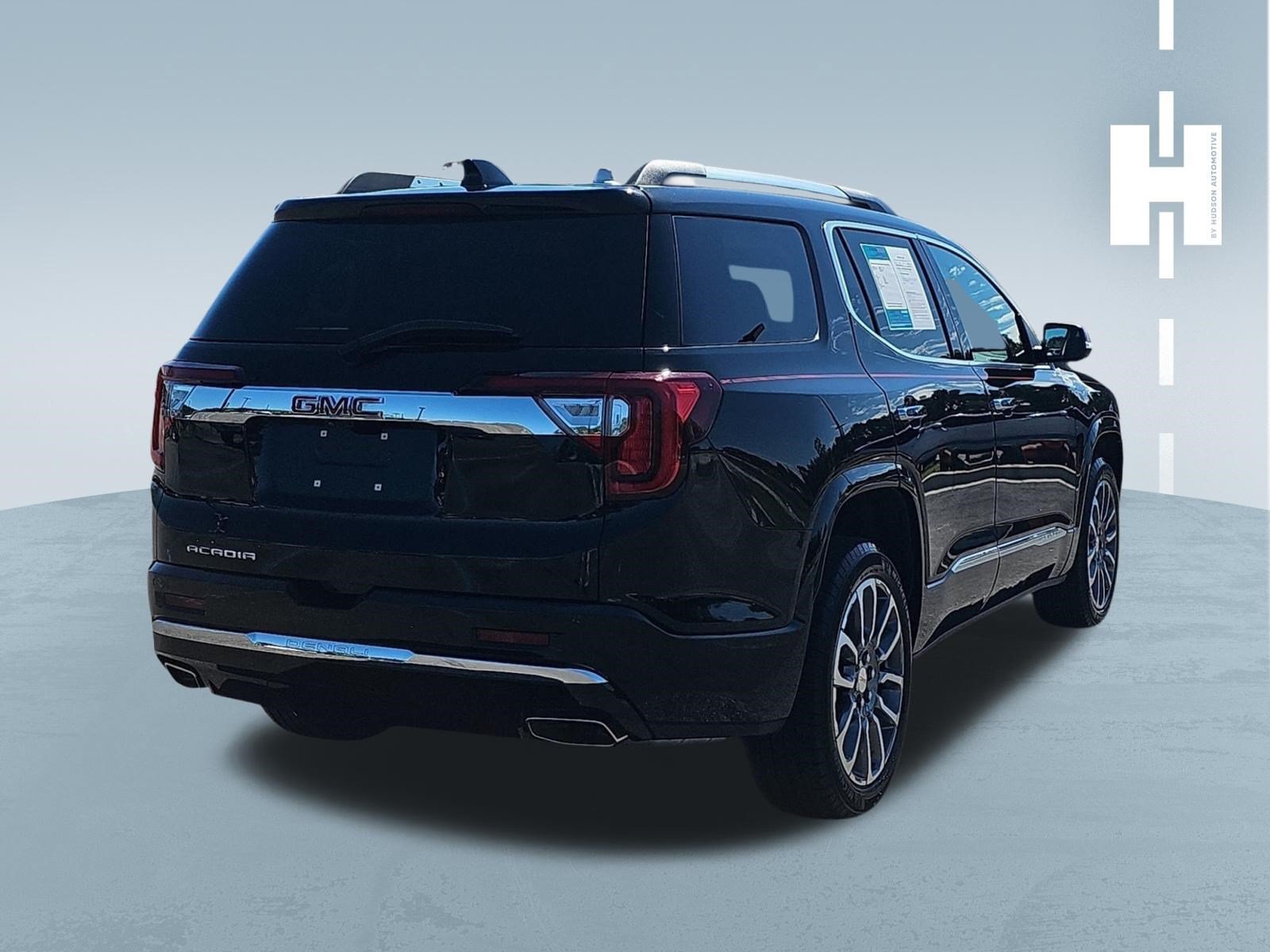 Used 2023 GMC Acadia Denali w/ Denali Ultimate Package FWD image 4