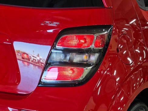 Used 2020 Chevrolet Sonic LT w/ Convenience Package image 12