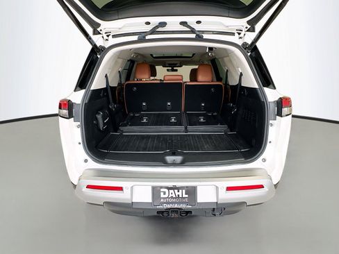 Used 2024 Nissan Pathfinder Platinum w/ Cargo Package FWD image 26
