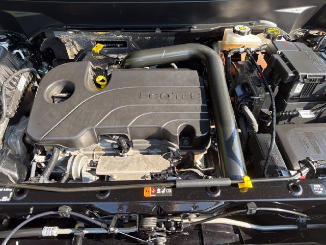 Used 2024 GMC Terrain SLE FWD image 26