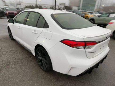 Used 2023 Toyota Corolla SE image 8