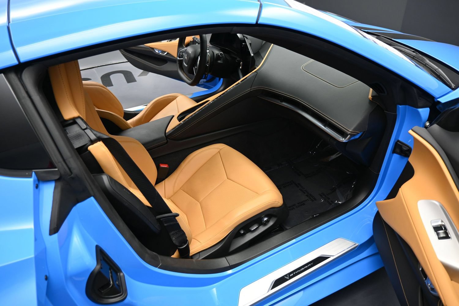 Used 2024 Chevrolet Corvette Stingray Preferred Cpe w/ Z51 Performance Package RWD image 17
