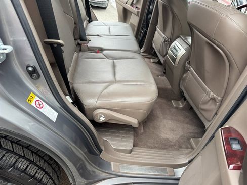Used 2010 Lexus GX 460 image 40