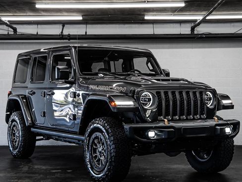 Used 2022 Jeep Wrangler Unlimited Rubicon w/ Trailer Tow Package AWD/4WD image 7