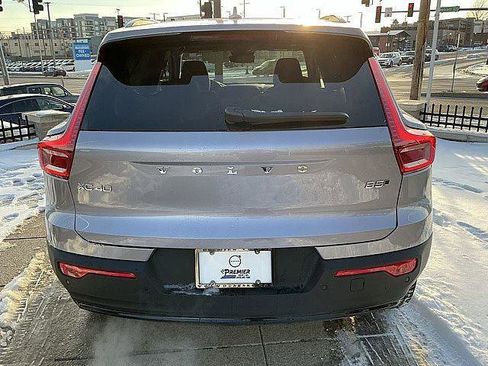 New 2026 Volvo XC40 B5 Ultra w/ Climate Package AWD/4WD image 9
