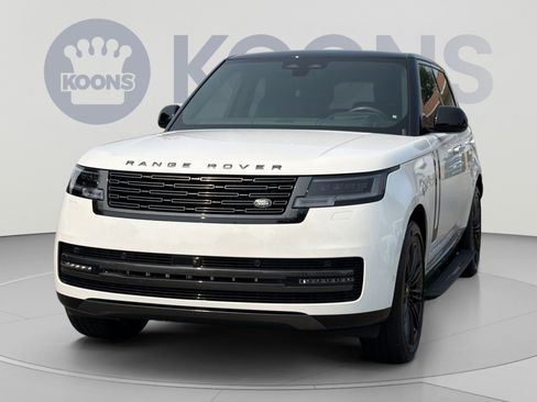 Used 2025 Land Rover Range Rover SE AWD/4WD image 1