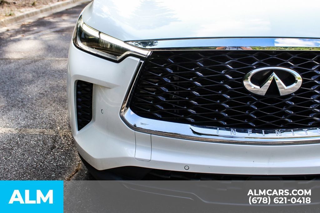 Used 2023 INFINITI QX60 Luxe w/ Cargo Package AWD/4WD image 11